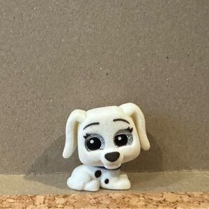 Disney doorables technicolor perdita